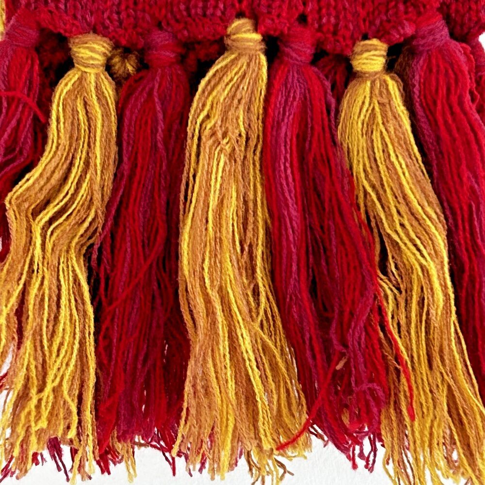 New Harry Potter Gryffindor Scarf Knit Red Yellow Heathered Stripe Fringe nwt - Picture 3 of 4